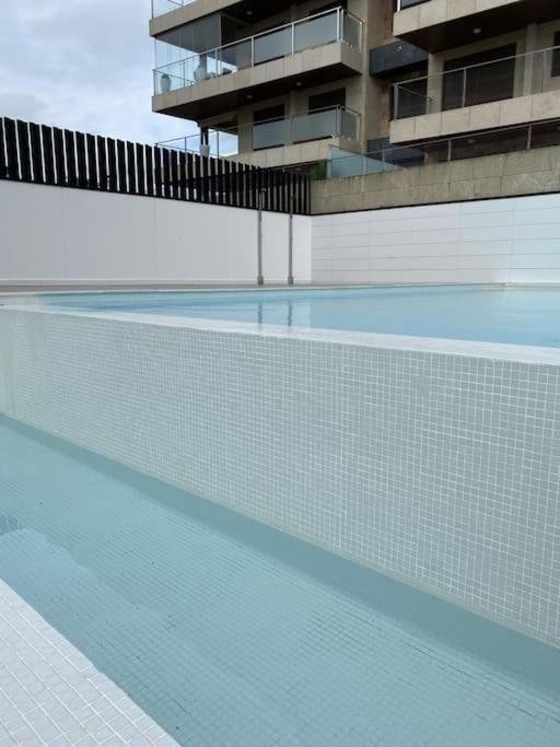 Precioso Apartamento Con Terraza Y Piscina En Portonovo-Sanxenxo Kültér fotó