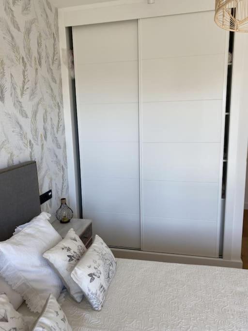 Precioso Apartamento Con Terraza Y Piscina En Portonovo-Sanxenxo Kültér fotó
