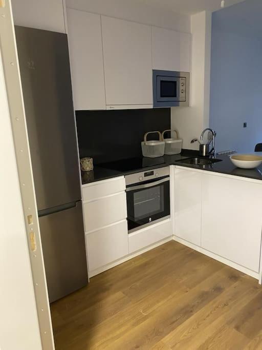 Precioso Apartamento Con Terraza Y Piscina En Portonovo-Sanxenxo Kültér fotó
